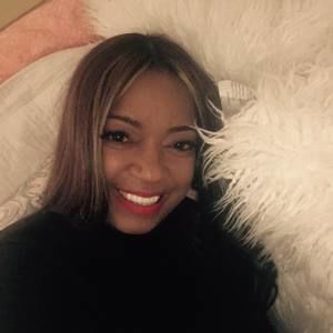 Meet your Posher, Deborah